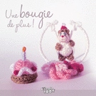 Bougie d'anniversaire et g&acirc;teau en f&ecirc;te